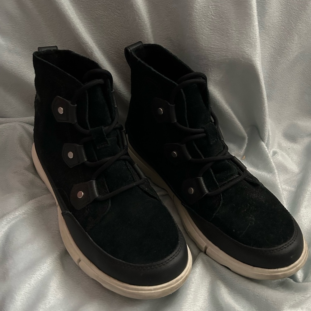 Sorel Black Boots